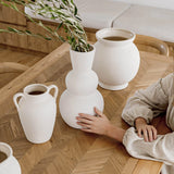 Lola Vase - Matte Cream