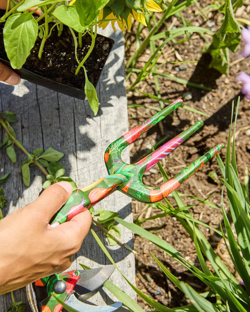 Veggie Soup Garden Tools and Gloves Set
