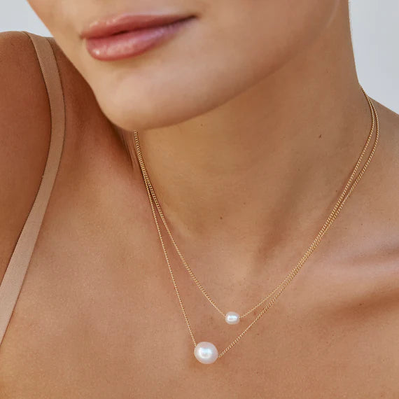 Pearl Teardrop Necklace Gold