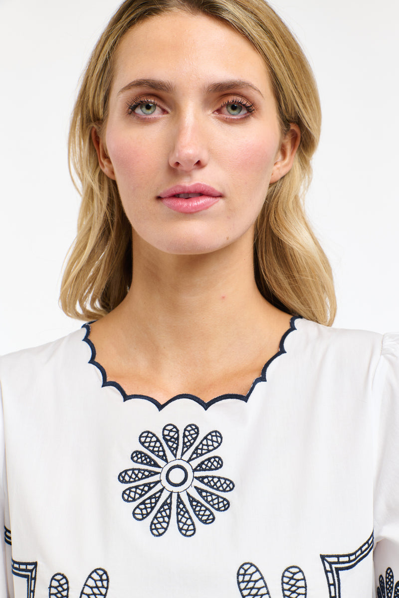 Boston Daisy Dress - White/Navy
