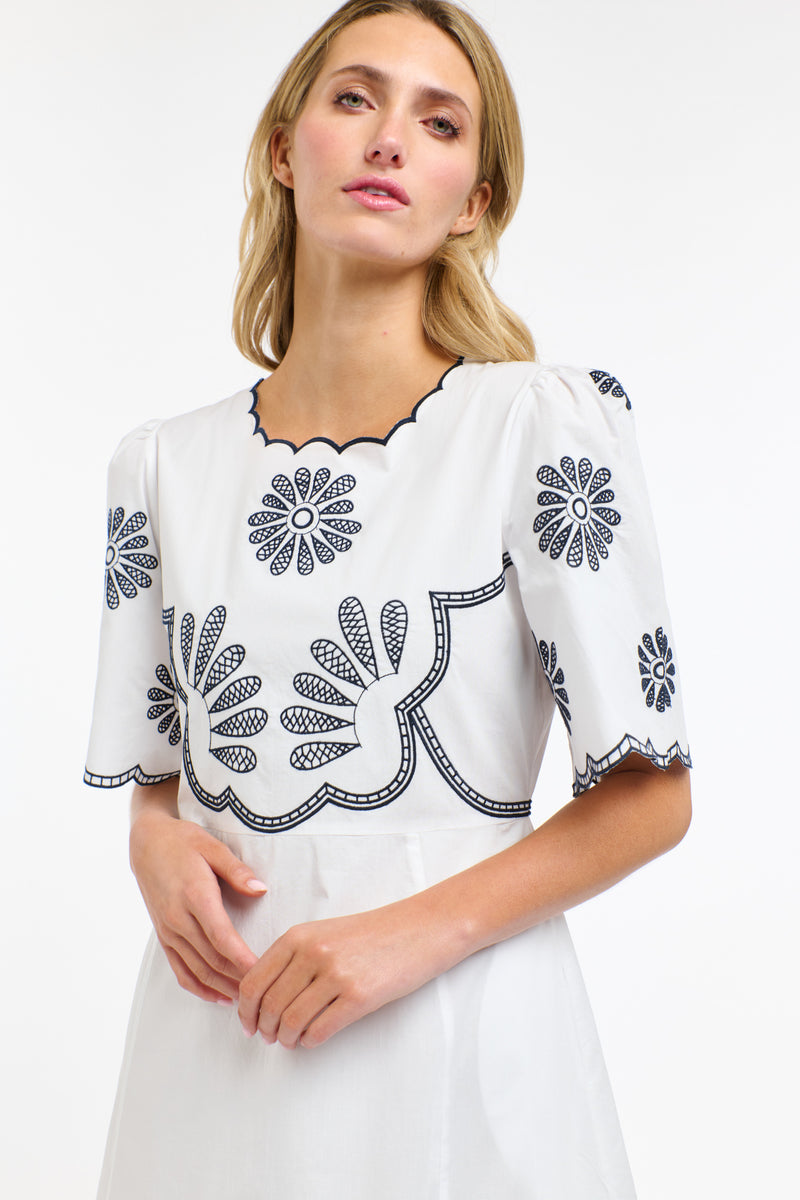 Boston Daisy Dress - White/Navy