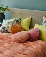 Peach Pie Velvet Pea Cushion