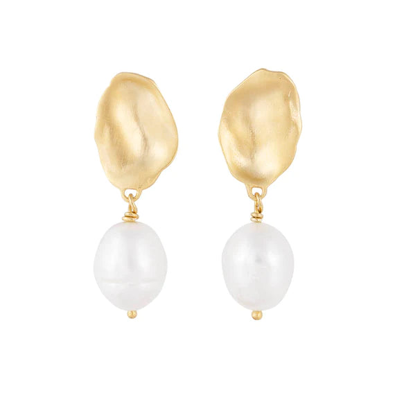 Golden Seashell Pearl Drops