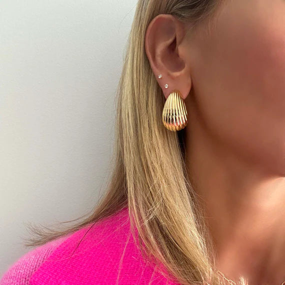 Shell Monaco Studs