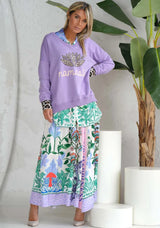 V-Neck Namaste Leo Jacquard