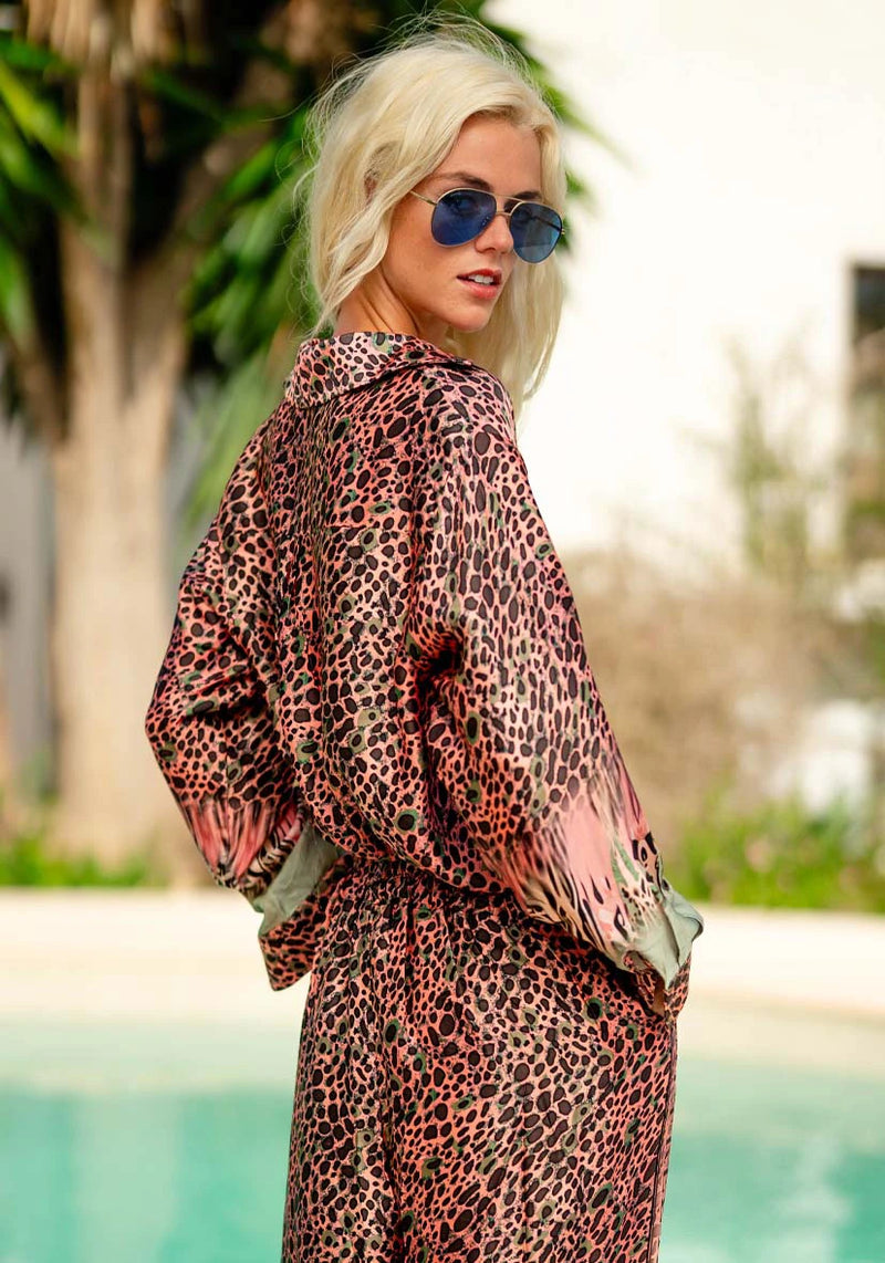 Blouse Into The Wild