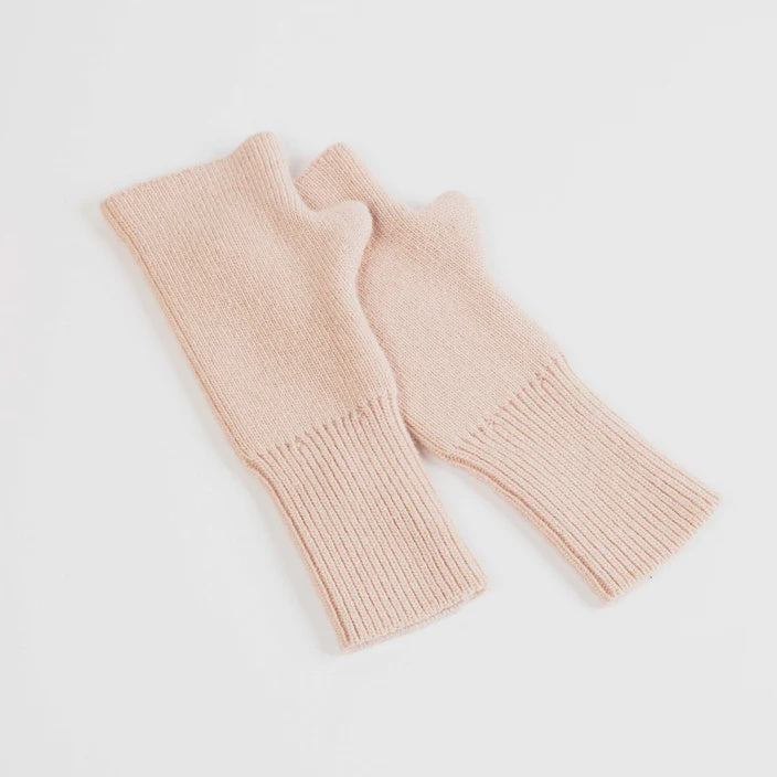 Julia Mittens - Powder Pink