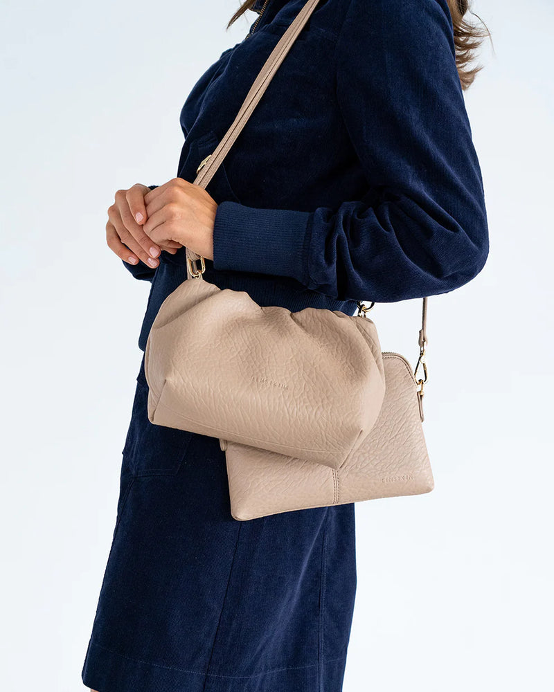 Monty Crossbody - Latte